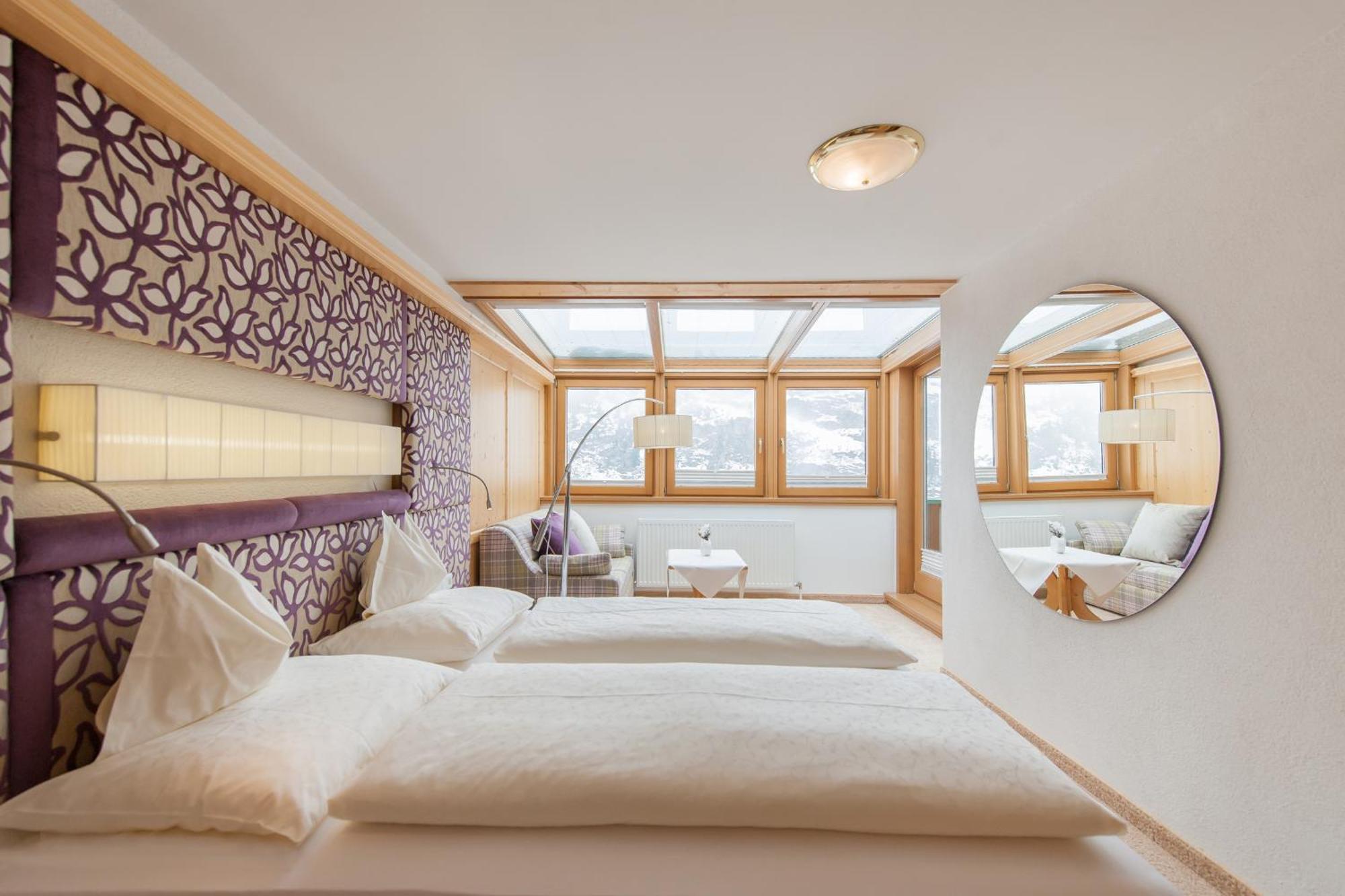 Hotel Gotthard-Zeit Обергургль Номер фото